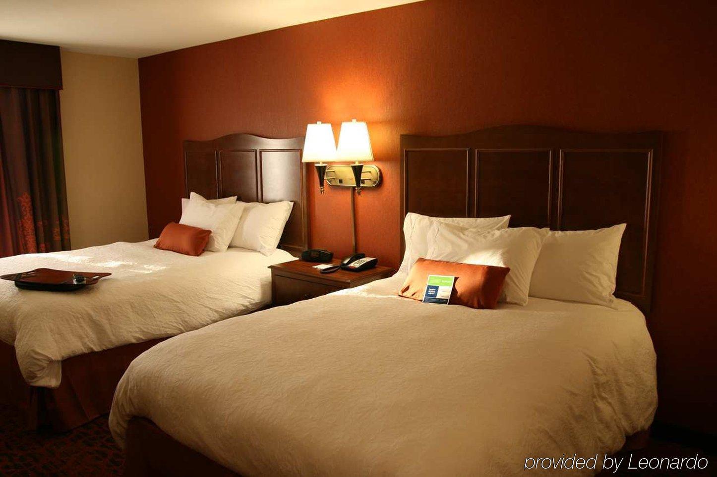 Hampton Inn & Suites New Castle, Pa Habitación foto