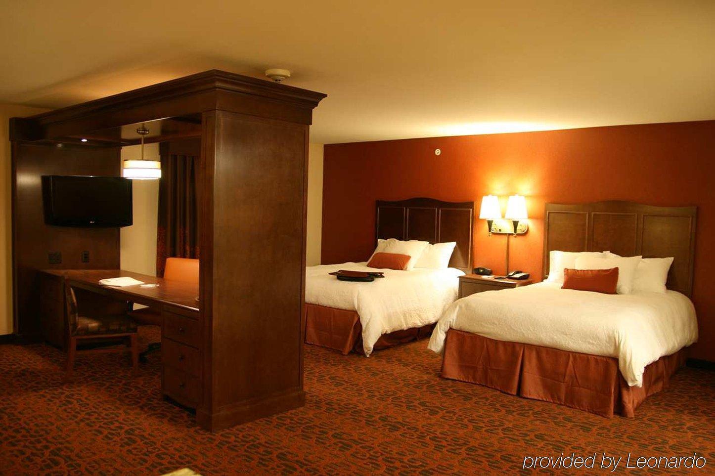 Hampton Inn & Suites New Castle, Pa Habitación foto