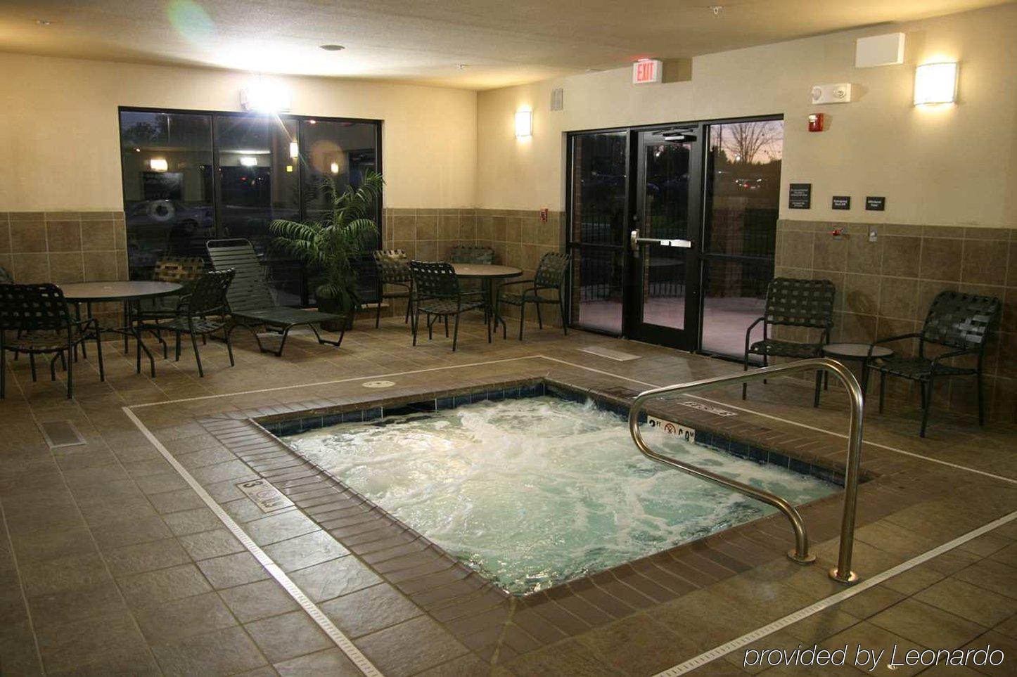 Hampton Inn & Suites New Castle, Pa Facilidades foto